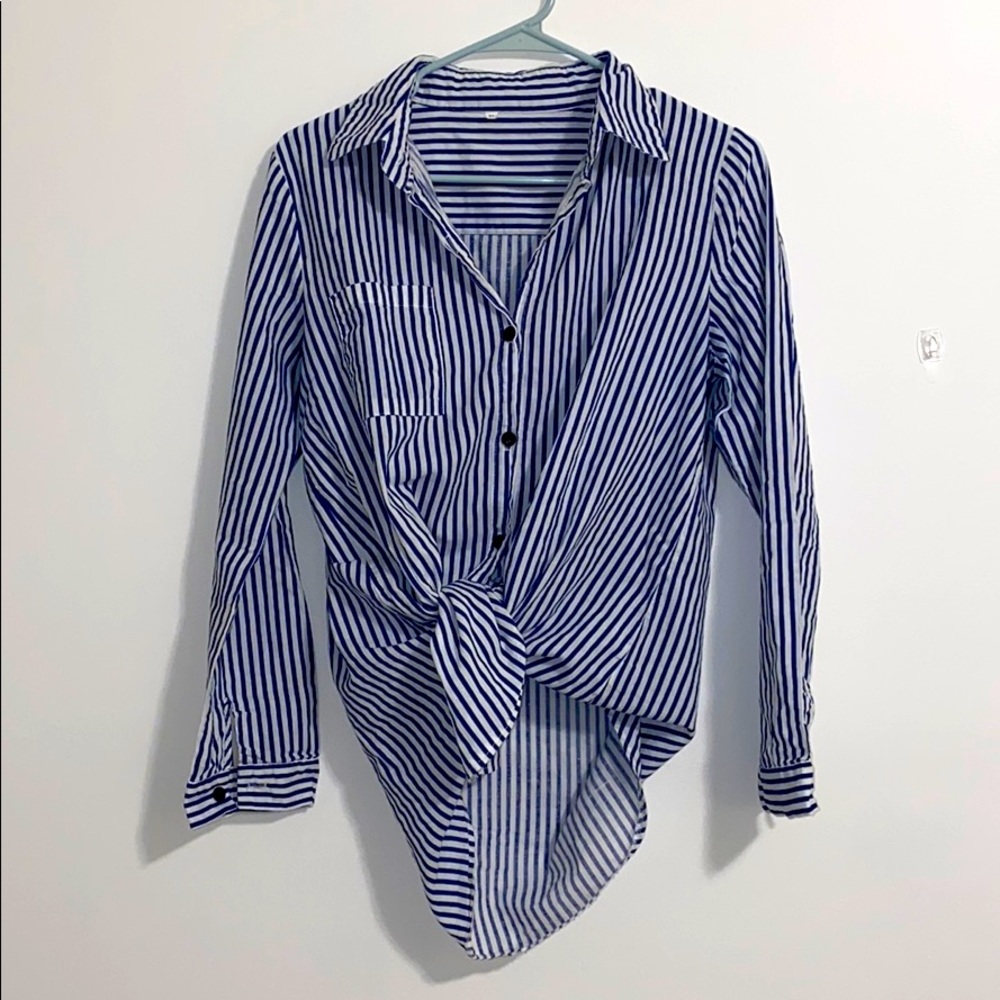 Collar stripped button up